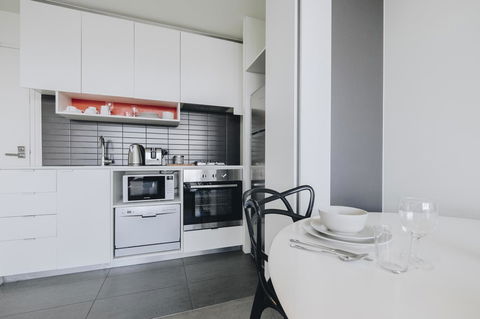 Mono Apartments On Franklin Street - ACT Tourism 19