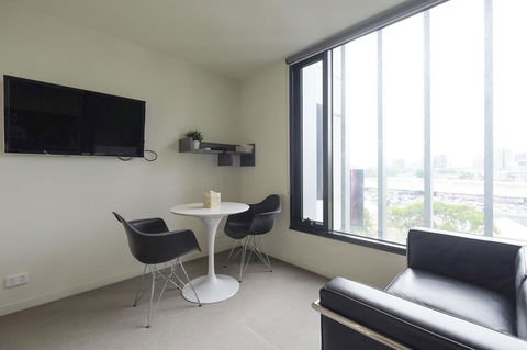 Mono Apartments On Franklin Street - ACT Tourism 6