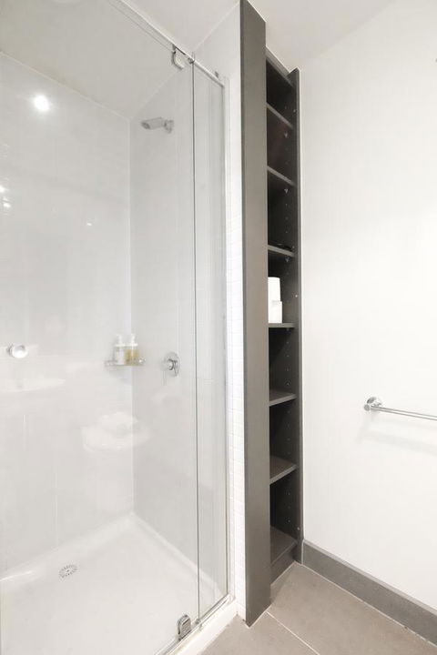 Mono Apartments On Franklin Street - ACT Tourism 10