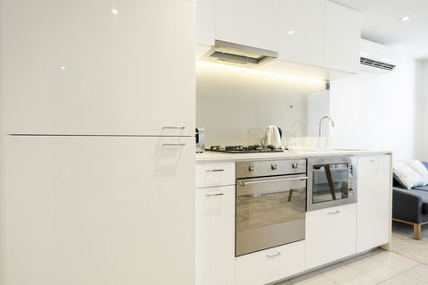 Mono Apartments On Franklin Street - ACT Tourism 13