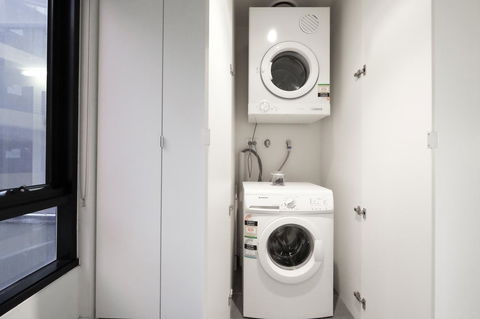 Mono Apartments On Franklin Street - ACT Tourism 9