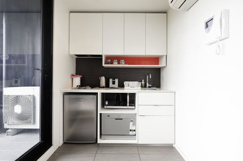 Mono Apartments On Franklin Street - ACT Tourism 7