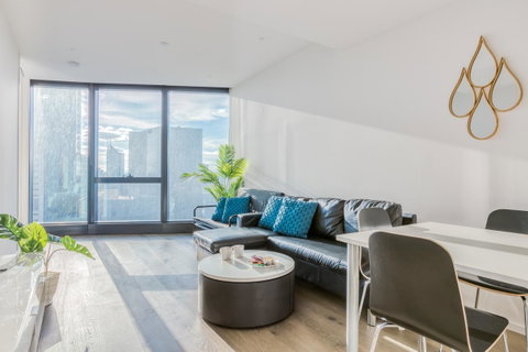New Eureka 108 Hotel Apartments - ACT Tourism 6