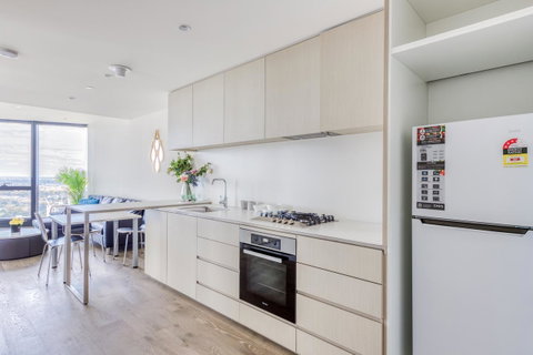 New Eureka 108 Hotel Apartments - ACT Tourism 4