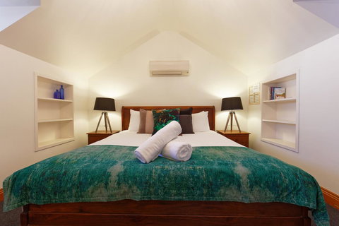 54 On Bank - ACT Tourism 42