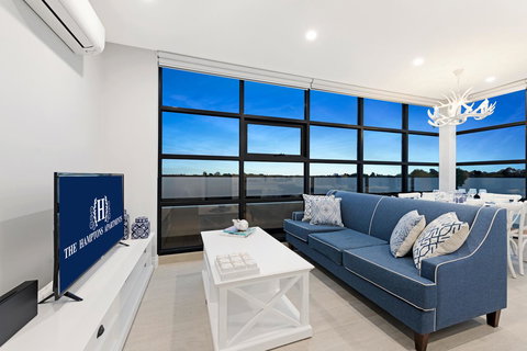The Hamptons Apartments - St Kilda - ACT Tourism 24