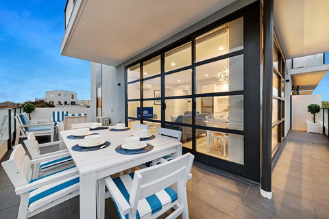 The Hamptons Apartments - St Kilda - ACT Tourism 31