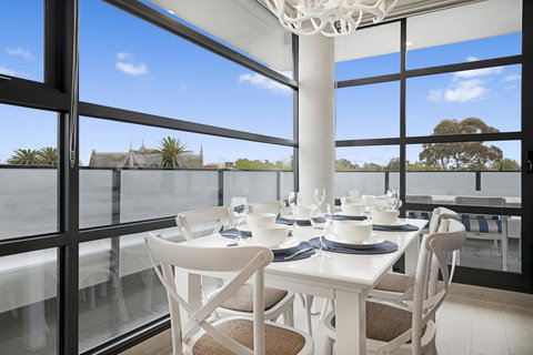 The Hamptons Apartments - St Kilda - ACT Tourism 23