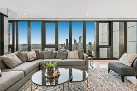 Experience Platinum Hotel Apartments - ACT Tourism 16