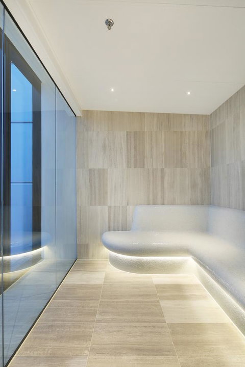 Experience Platinum Hotel Apartments - ACT Tourism 30