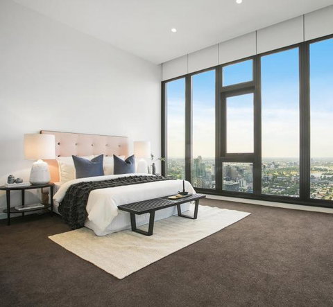 Experience Platinum Hotel Apartments - ACT Tourism 18
