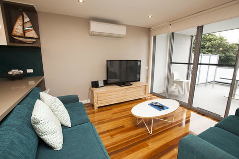 7 Falls Apartments - ACT Tourism 5