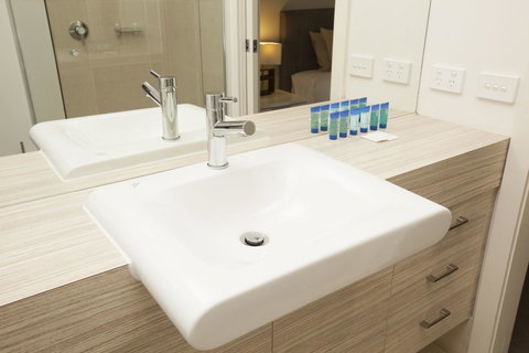 7 Falls Apartments - ACT Tourism 16