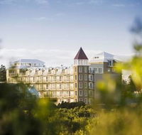 Deep Blue Hotel  Hot Springs - ACT Tourism