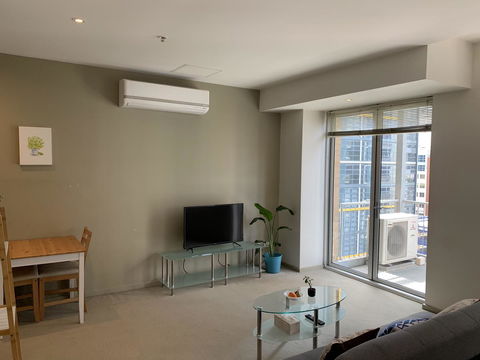 City Lifestyle Accommodation - ACT Tourism 7