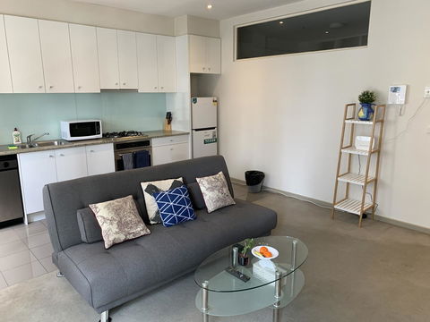 City Lifestyle Accommodation - ACT Tourism 5
