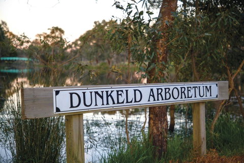 Dunkeld Studio Accommodation - ACT Tourism 13