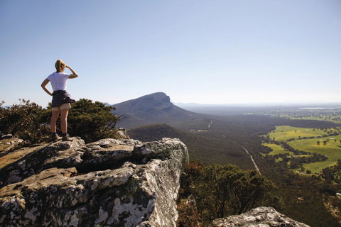 Dunkeld Studio Accommodation - ACT Tourism 11