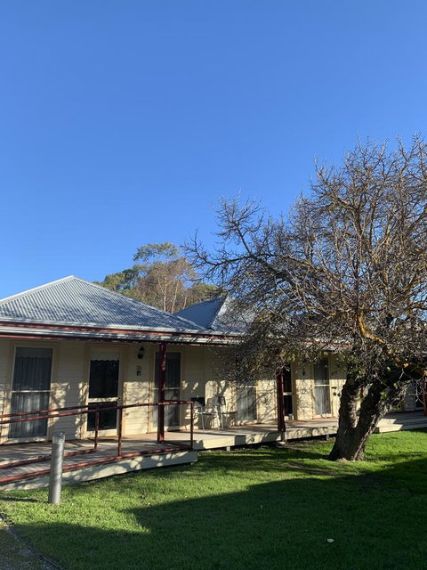 Dunkeld Studio Accommodation - ACT Tourism 0