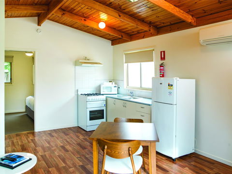 Amaroo Park - ACT Tourism 34