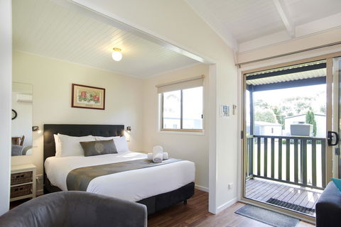 Amaroo Park - ACT Tourism 15