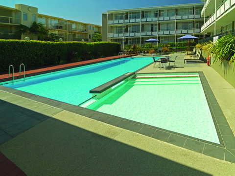 The Parkmore Hotel - ACT Tourism 19