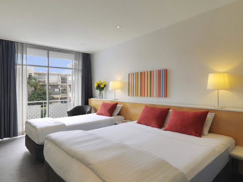 The Parkmore Hotel - ACT Tourism 15