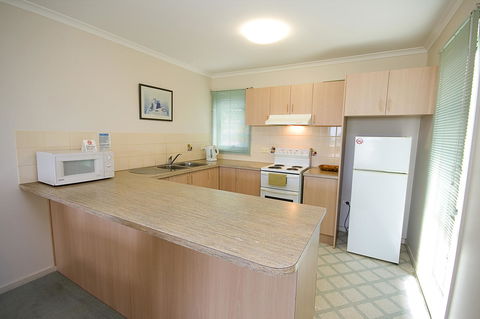 Anchorage Motel & Villas Lorne - ACT Tourism 25