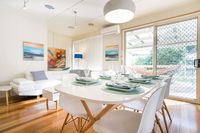 Book Rosebud Accommodation Vacations ACT Tourism ACT Tourism