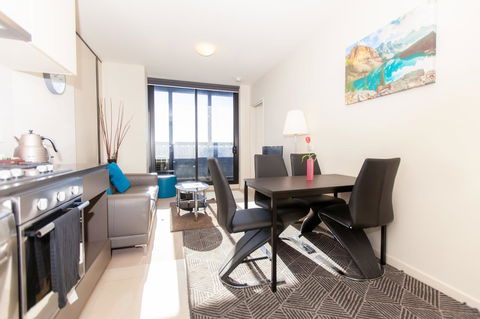 Melbourne SkyHigh Apartments - ACT Tourism 9