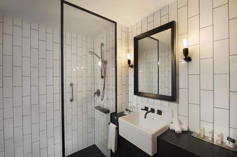 DoubleTree By Hilton Melbourne - ACT Tourism 15