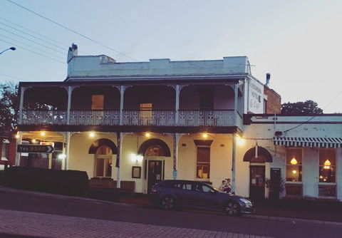 The Alexandra Hotel - ACT Tourism 31