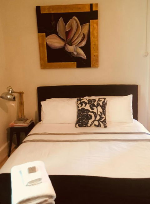 The Alexandra Hotel - ACT Tourism 15