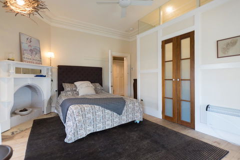 The Alexandra Hotel - ACT Tourism 40
