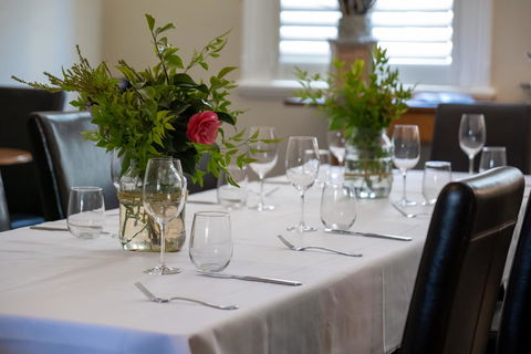 The Alexandra Hotel - ACT Tourism 1