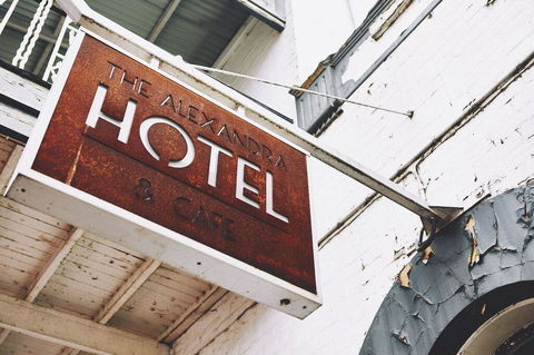 The Alexandra Hotel - ACT Tourism 38