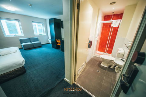 Nomads Melbourne Backpackers - ACT Tourism 20
