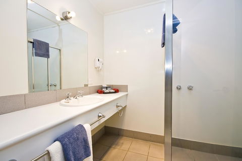The Sandridge Motel - ACT Tourism 32