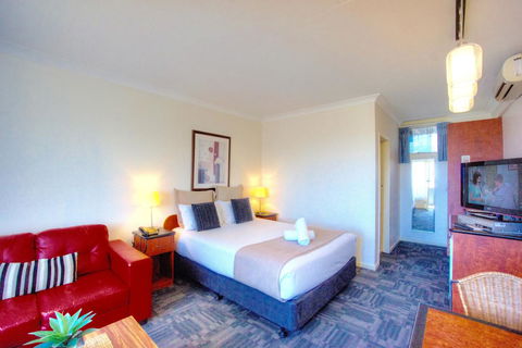 The Sandridge Motel - ACT Tourism 9
