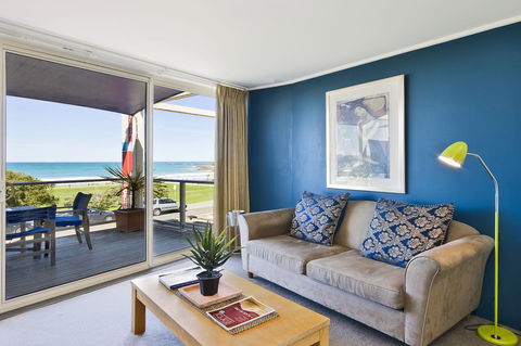 The Sandridge Motel - ACT Tourism 13
