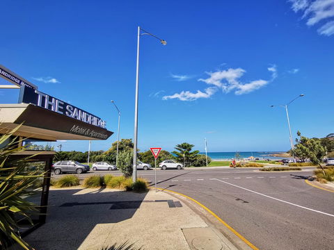The Sandridge Motel - ACT Tourism 3