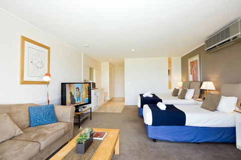 The Sandridge Motel - ACT Tourism 36