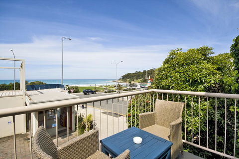 The Sandridge Motel - ACT Tourism 40
