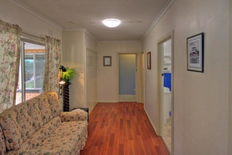 Jacaranda House - ACT Tourism 5