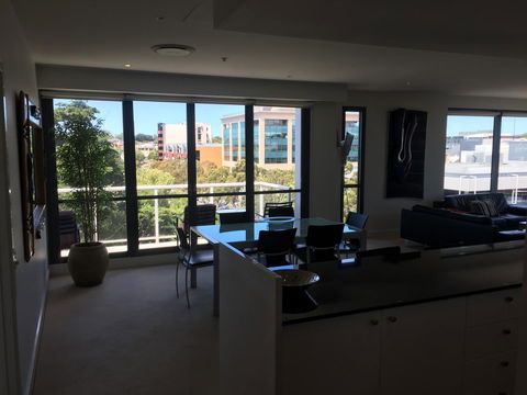 Geelong Waterfront Penthouse Apartment - ACT Tourism 0