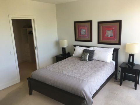 Geelong Waterfront Penthouse Apartment - ACT Tourism 6