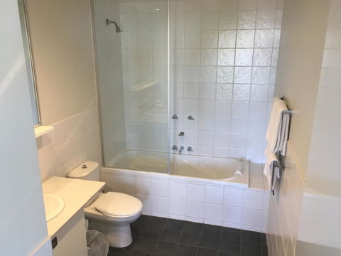 Geelong Waterfront Penthouse Apartment - ACT Tourism 15