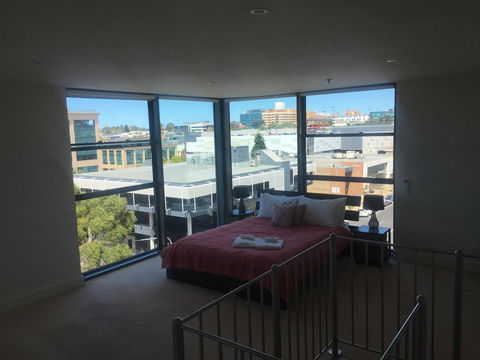 Geelong Waterfront Penthouse Apartment - ACT Tourism 12