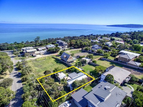 Dromana Holiday Beach House - ACT Tourism 0