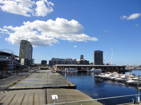 AKOM AT Docklands - ACT Tourism 37